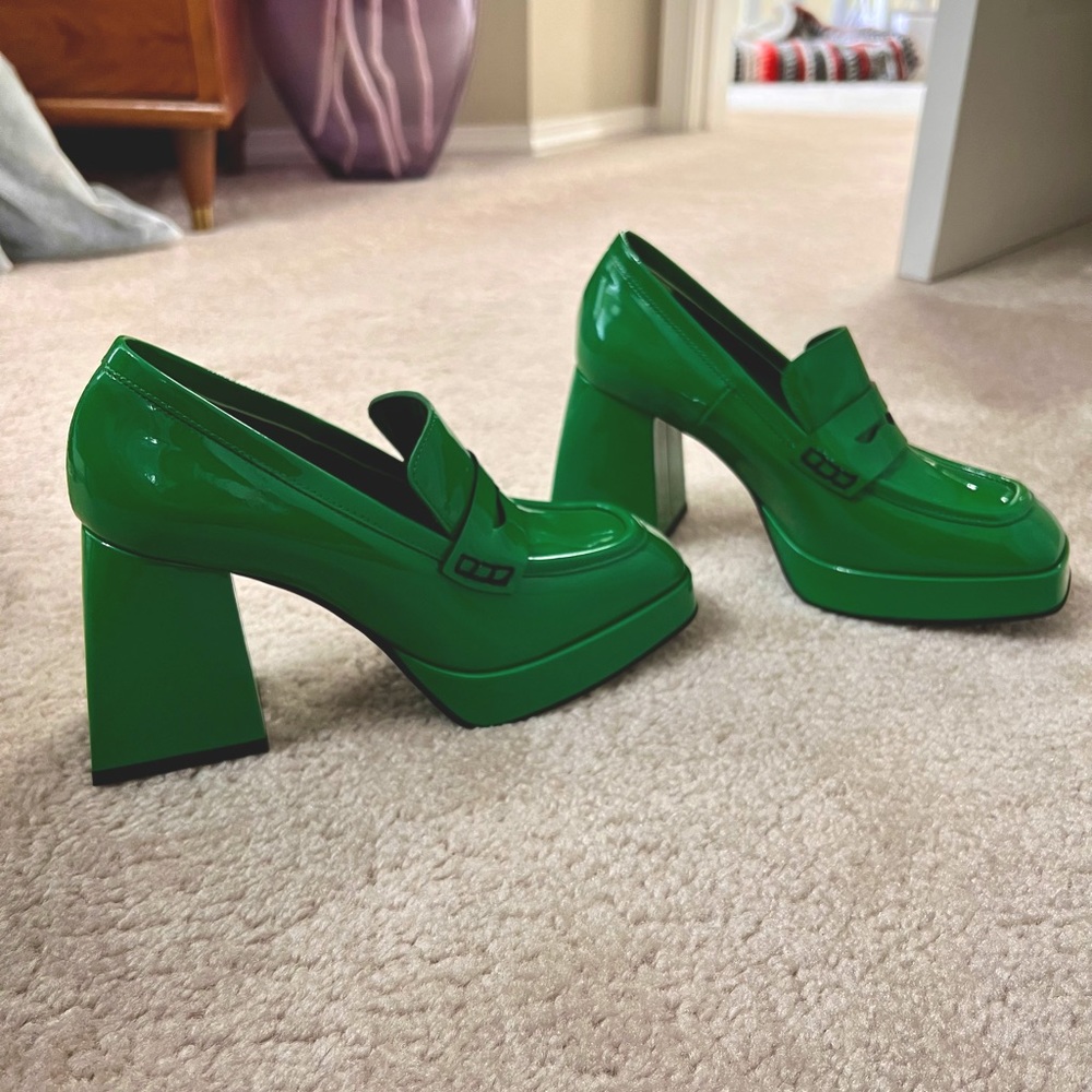 *New* Mimosa ‘Celeste’ heeled loafers - size 6